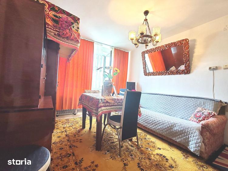 Apartament cu 2 camere semidecomandat în Negru Vodă