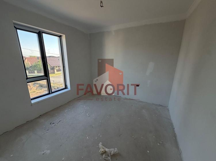Duplex cu 4 camere cu Canalizare în Giroc