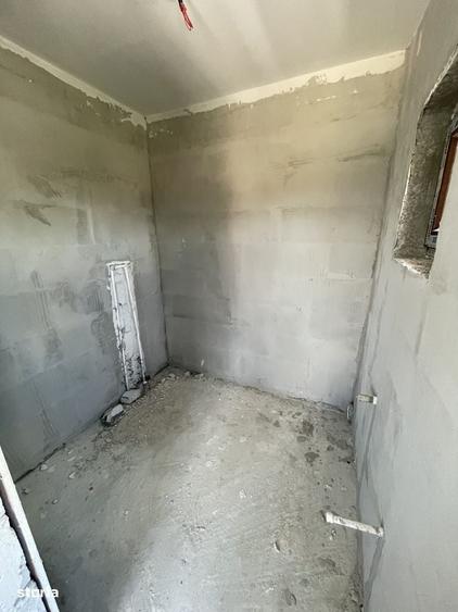 Casă cu 4 camere în Vârteju