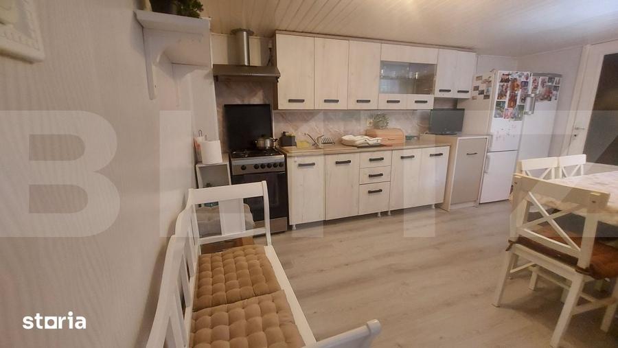 Casă cu 5 camere cu Teren 4427 Mp în Holbav