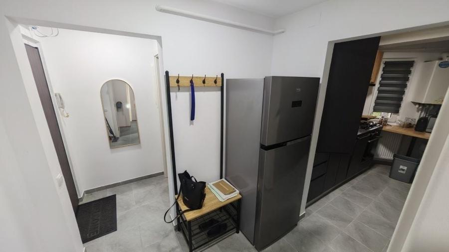 Apartament cu 2 camere decomandat în Viziru 1