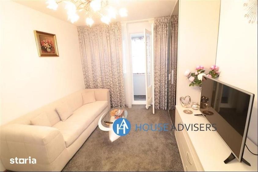Apartament cu 3 camere în 1 Mai