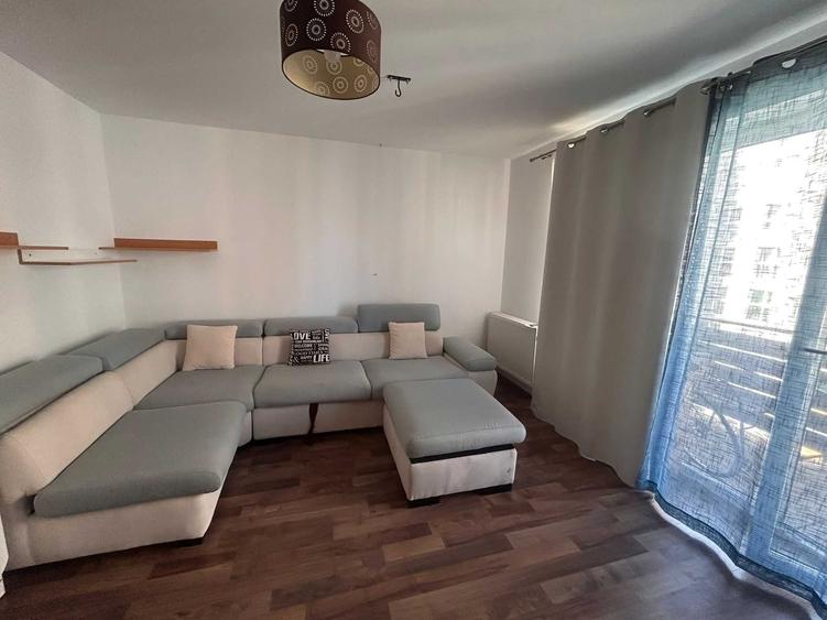 Apartament cu 2 camere decomandat în Avantgarden