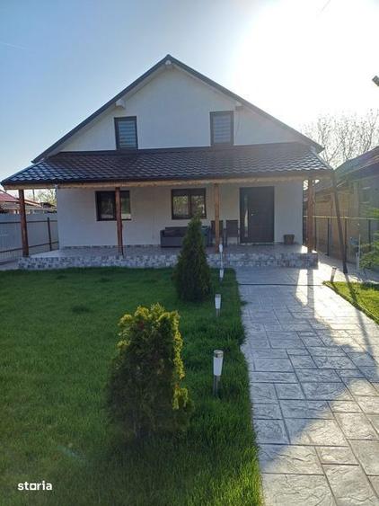 Casă cu 4 camere cu Teren 150 Mp în Central