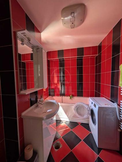 Apartament de o camera, zona Porii numerele mici ! - 9
