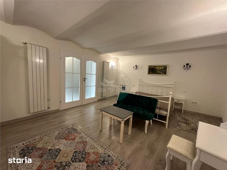 Apartament cu 2 camere, mobilat în Central