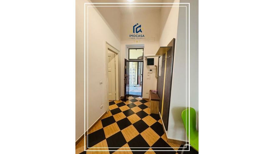 Apartament cu 4 camere decomandat, mobilat în Central