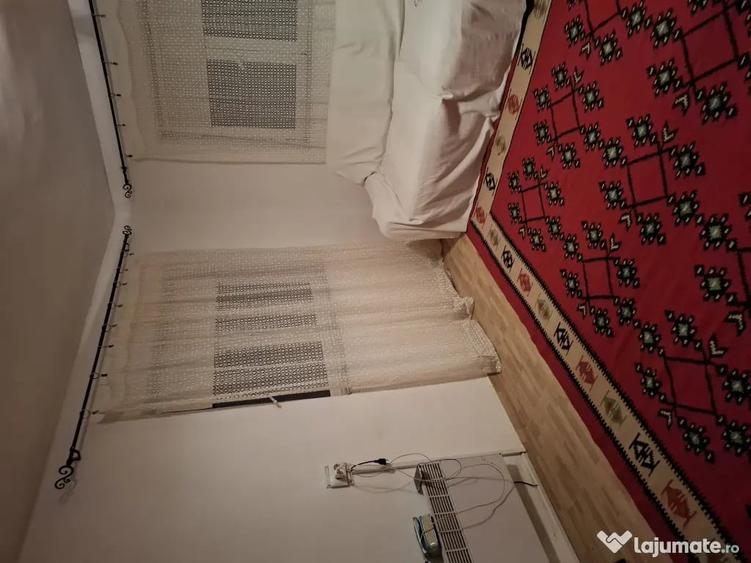 Casă cu 5 camere în Cocorăștii Caplii