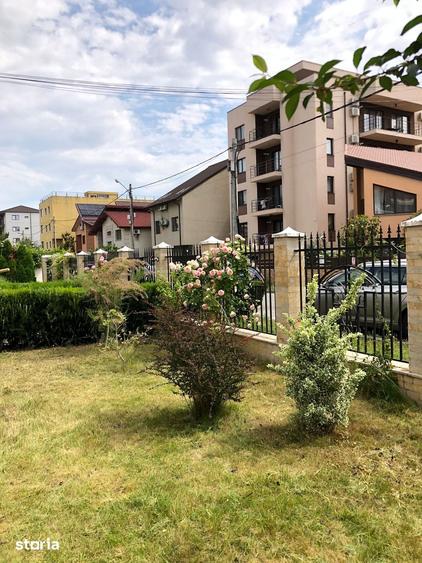 Apartament cu 3 camere semidecomandat în Nord