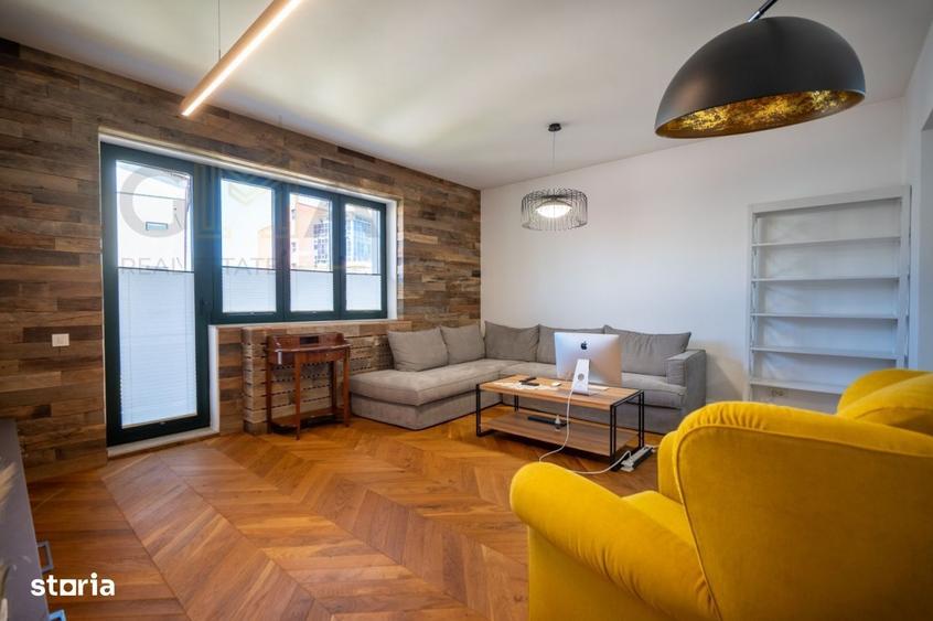 Apartament cu 4 camere în Central