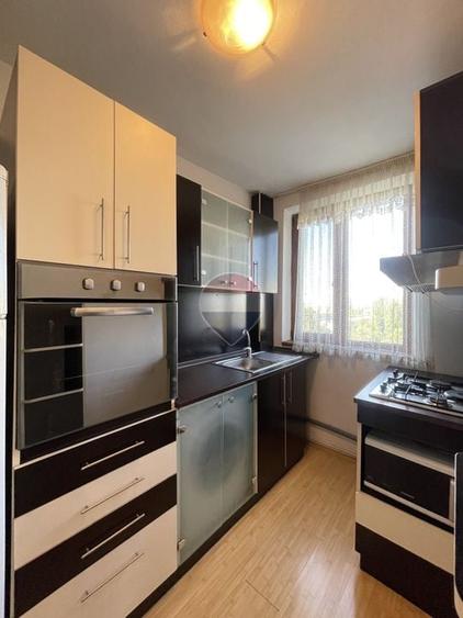 Apartament cu 2 camere decomandat, mobilat în Drumul Taberei