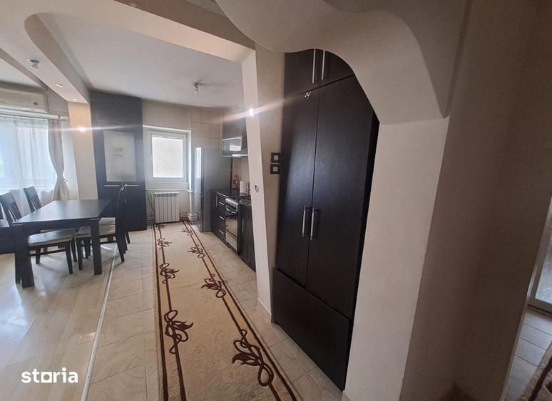 Apartament cu 3 camere decomandat în Gară