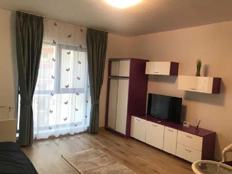 Garsonieră decomandată, mobilată în Lujerului