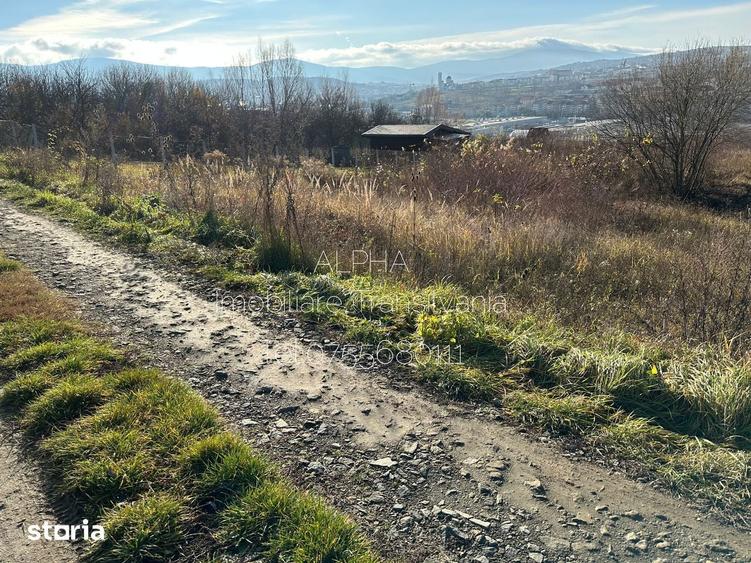 Teren de 15 mp, în Central