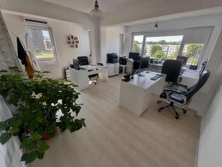 Spațiu comercial, de 54 mp, în Liteni