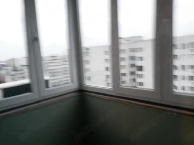 Garsonieră semidecomandată în Titan