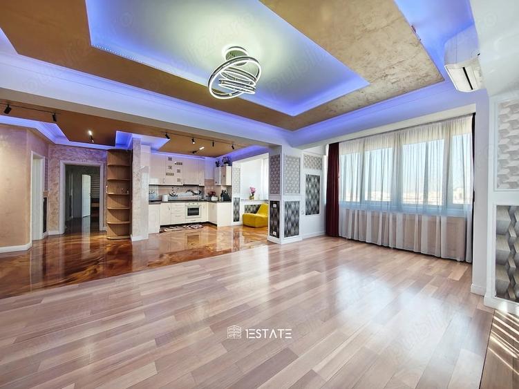 Apartament cu 4 camere decomandat în Titan