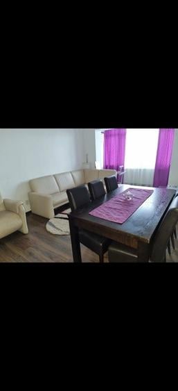 Apartament cu 3 camere decomandat în Țânțăreni