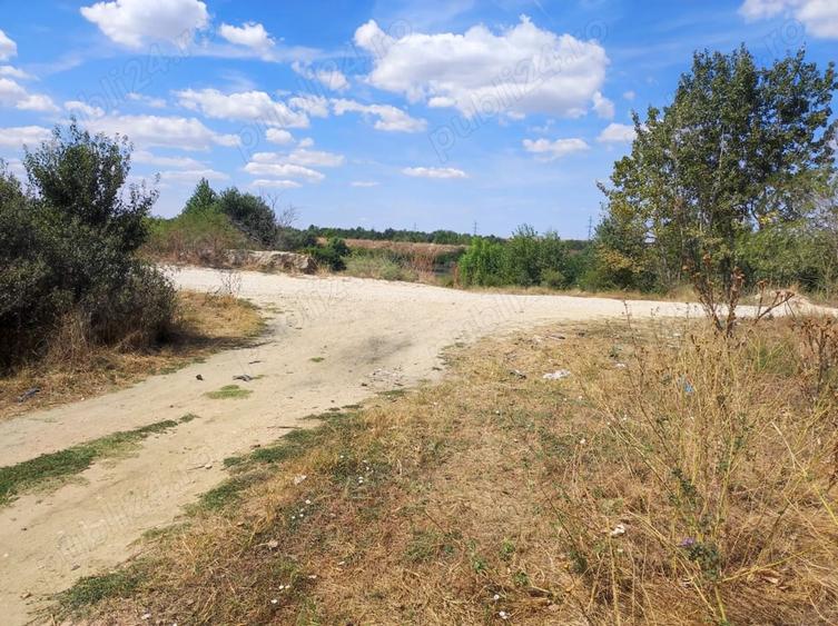 Teren de 610 mp, în Cornetu