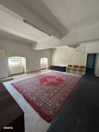 Apartament cu 4 camere în Ultracentral
