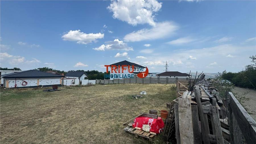 Teren de vanzare 982 mp zona cetate
