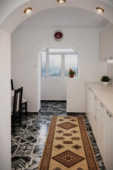 Apartament cu 3 camere decomandat, mobilat în Cug