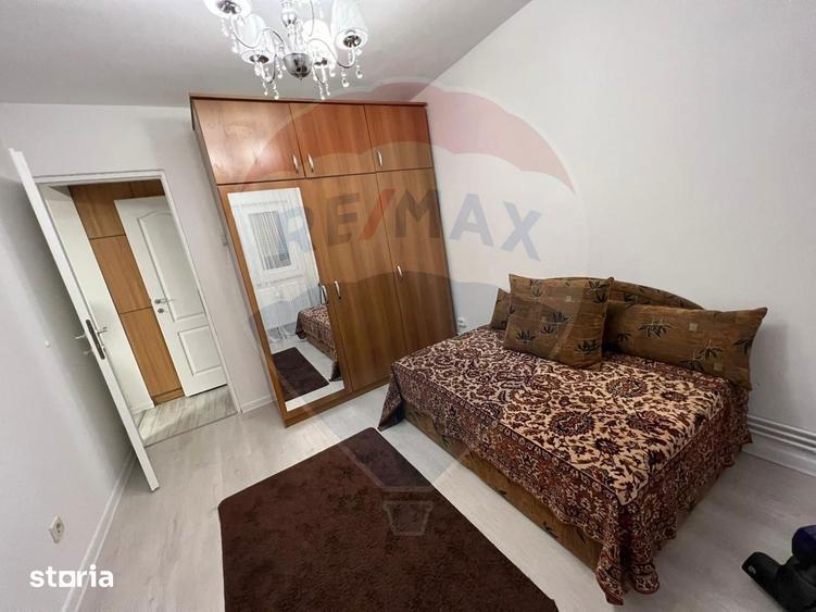 Apartament cu 2 camere, mobilat în Romanilor