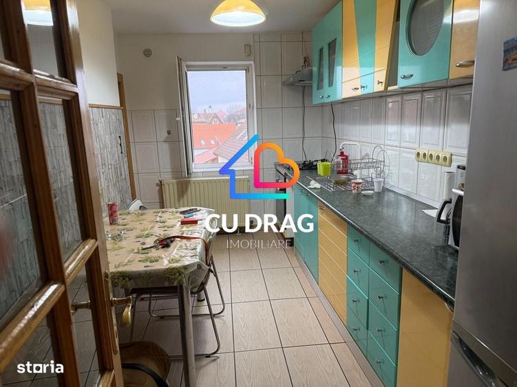 Apartament cu 4 camere în Ștefan cel Mare