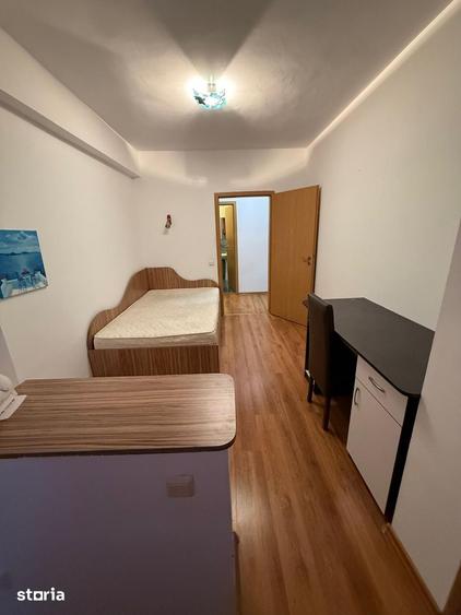 Apartament cu 3 camere decomandat în George Enescu