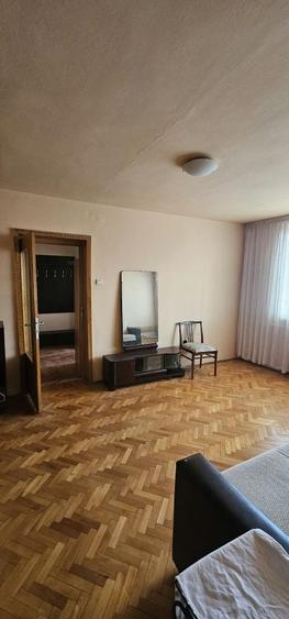 Apartament cu 2 camere semidecomandat în Rogerius
