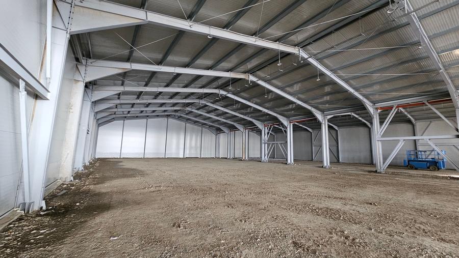 Spațiu industrial, de 1,300 mp, în Balotești