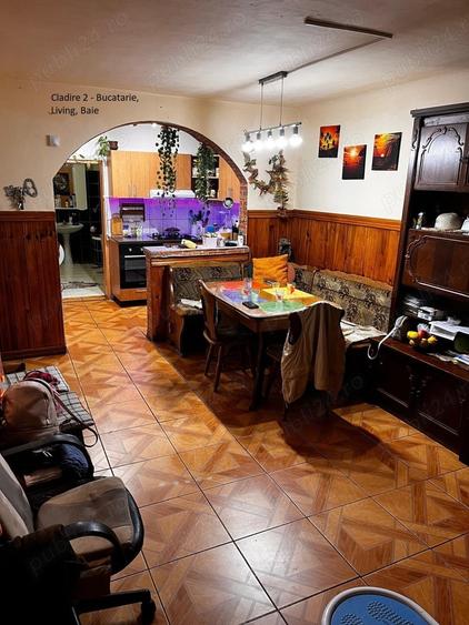 Casă cu 6 camere în Cisnădie