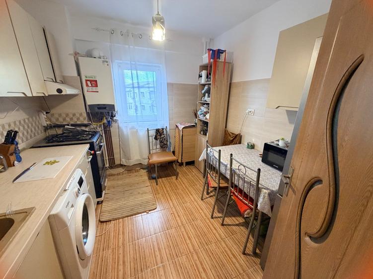Apartament cu 3 camere în Alexandru cel Bun