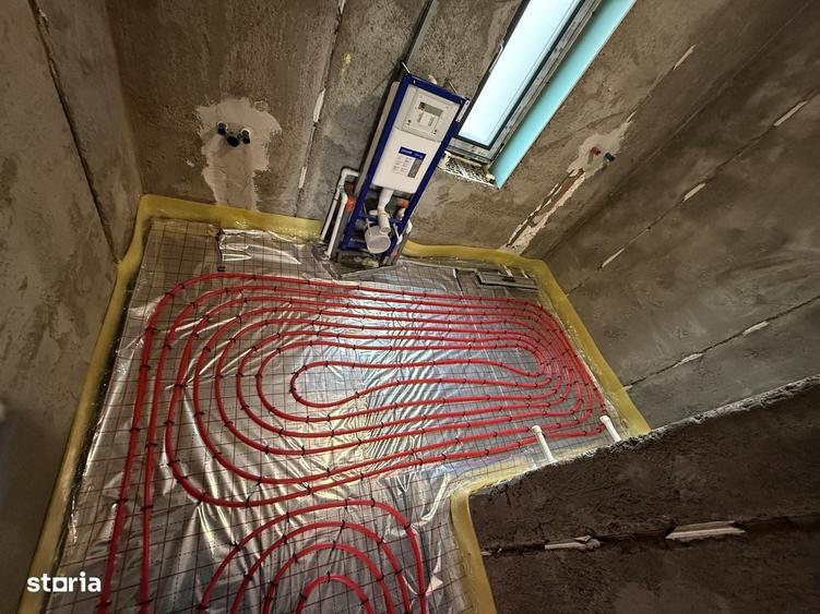 Casă cu 4 camere cu Teren 300 Mp în Central