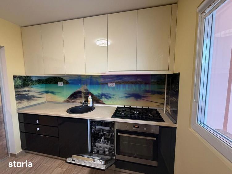 Apartament cu 3 camere decomandat, mobilat în Berceni