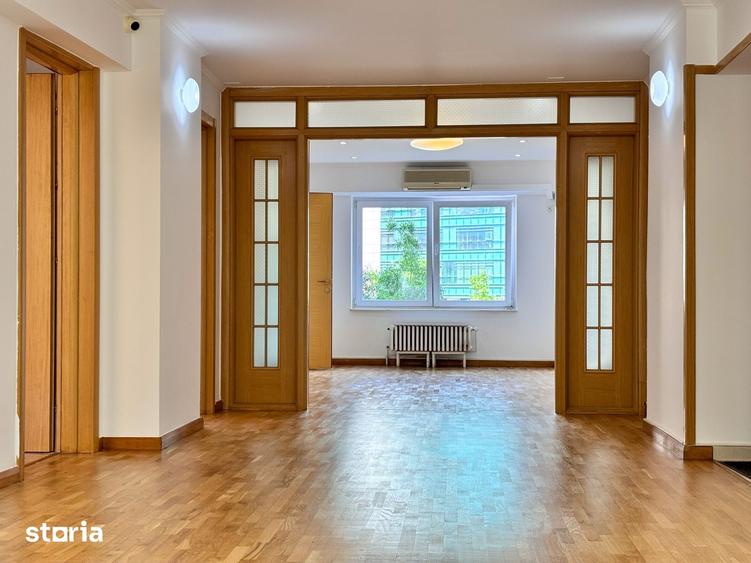 Apartament cu 4 camere decomandat în Centrul Civic