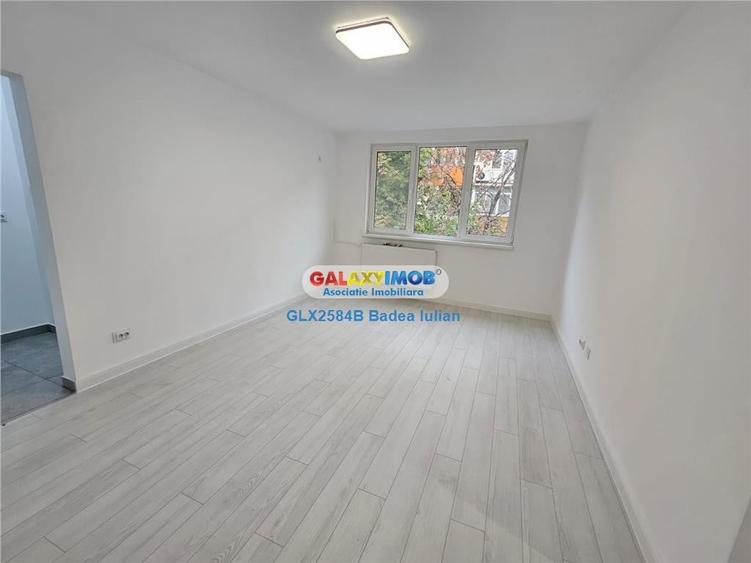 Apartament cu 3 camere semidecomandat în Titan
