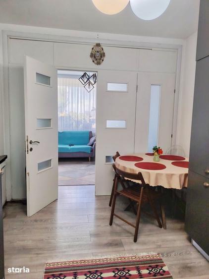 Casă cu 4 camere cu Teren 250 Mp în Central