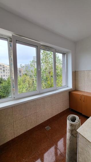 Apartament cu 2 camere decomandat în Militari