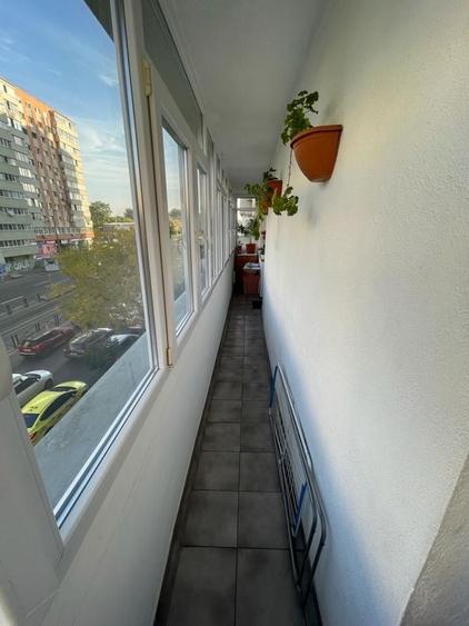 Apartament cu 2 camere semidecomandat în Colentina