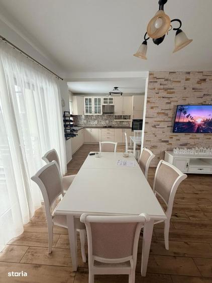 Casă cu 4 camere cu Teren 350 Mp în Tărlungeni