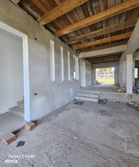 Casă cu 4 camere în Central