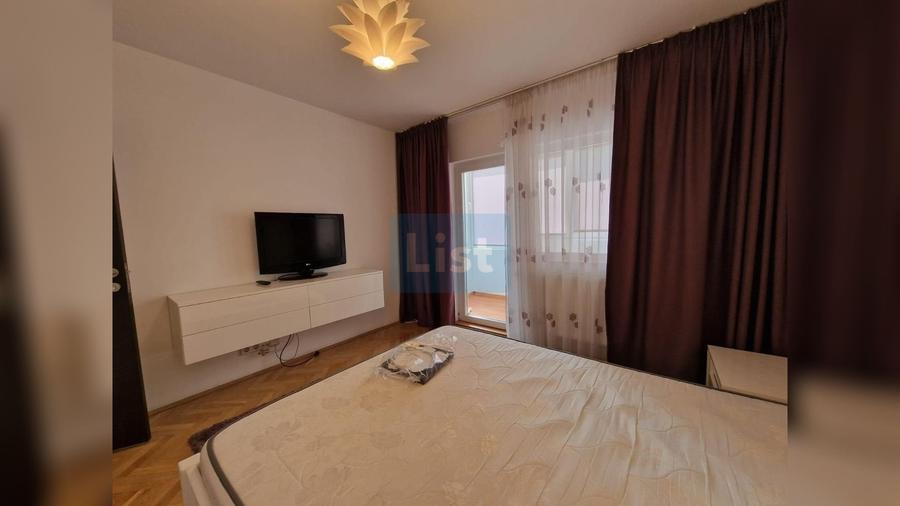 Apartament cu 3 camere decomandat în Zorilor