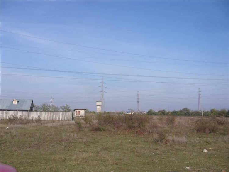 Teren Construcții intravilan de 700 mp, în Nord-Vest