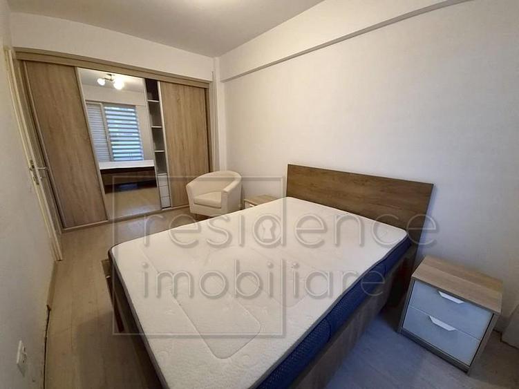 Apartament cu 2 camere semidecomandat în Între Lacuri