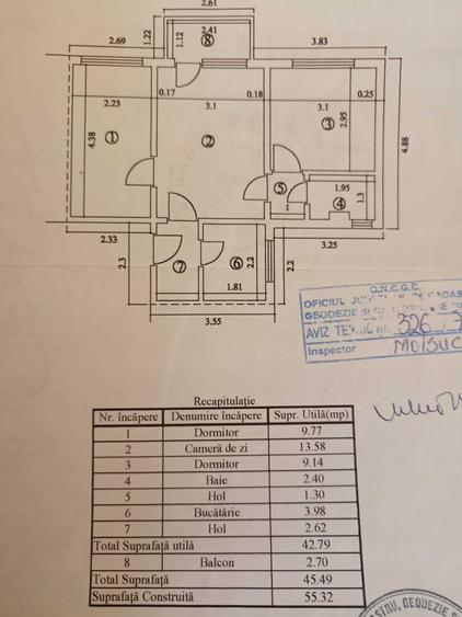 Apartament cu 3 camere semidecomandat în Est