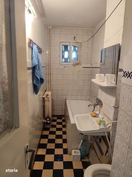 Apartament cu 3 camere în Km 4