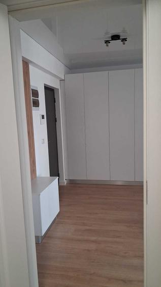 Apartament cu 2 camere decomandat în Nicolina