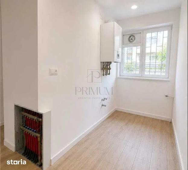 Apartament cu 3 camere semidecomandat în Odobescu