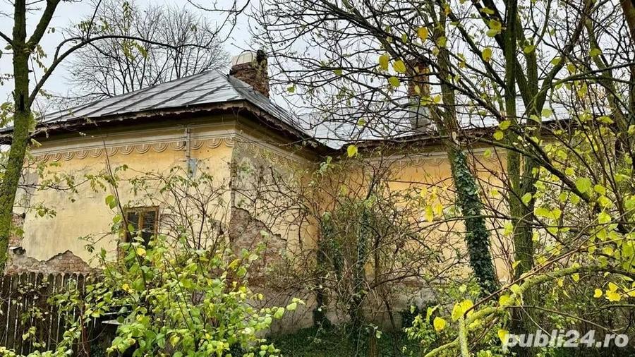 Casă individuală cu 3 camere cu Teren 1543 Mp în Giurgița